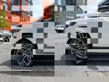Used 2020 Land Rover Range Rover Long Wheelbase Autobiography image 5