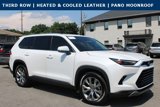 Used 2025 Toyota Grand Highlander AWD image 2