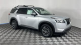 New 2025 Nissan Pathfinder SV image 2