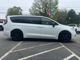 New 2025 Chrysler Pacifica Limited image 5