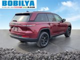 Used 2024 Jeep Grand Cherokee Altitude image 3