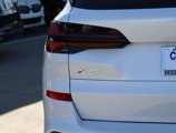 Used 2024 BMW X5 xDrive50e image 5