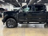 Used 2023 Ford F250 4x4 Crew Cab Super Duty image 5