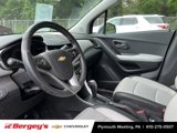 Used 2022 Chevrolet Trax LT w/ Premium Seat Package image 3