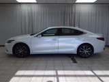 New 2024 Lexus ES 300h w/ Premium Package image 4
