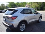 Used 2020 Ford Escape SE image 6