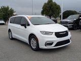 New 2026 Chrysler Pacifica Select image 3