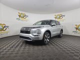 New 2025 Mitsubishi Outlander SE image 3