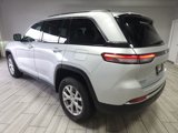 Used 2023 Jeep Grand Cherokee Limited image 3