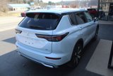 New 2025 Mitsubishi Outlander SE image 6