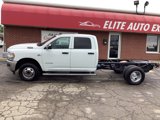 Used 2022 RAM 3500 Tradesman w/ Chrome Appearance Group image 4