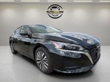 Used 2025 Nissan Altima 2.5 SV image 2