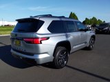 Used 2025 Toyota Sequoia Platinum image 4