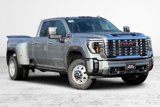 New 2025 GMC Sierra 3500 Denali w/ Denali Reserve Package image 2