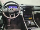 Used 2023 Jeep Grand Cherokee Laredo image 4