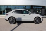 Certified 2025 Porsche Macan image 4