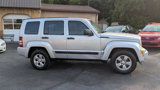 Used 2012 Jeep Liberty Sport image 4