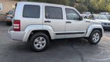Used 2012 Jeep Liberty Sport image 6