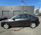 Used 2013 MAZDA MAZDA3 i Touring w/ Preferred Equipment Pkg image 4