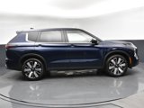 New 2025 Mitsubishi Outlander SE image 3