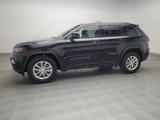 Used 2021 Jeep Grand Cherokee Laredo image 2