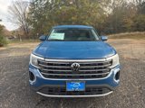 New 2025 Volkswagen Atlas SE image 2