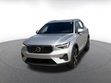 Used 2024 Volvo XC40 B5 Core image 4
