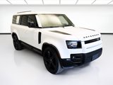 Used 2024 Land Rover Defender 130 X-Dynamic SE image 3