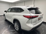 Used 2022 Toyota Highlander Limited image 4