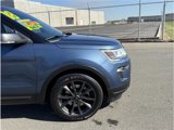 Used 2018 Ford Explorer XLT w/ Equipment Group 202A image 2
