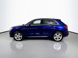 Used 2024 Audi Q3 2.0T Premium w/ Convenience Package image 2