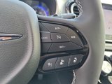 New 2025 Chrysler Pacifica Limited image 5