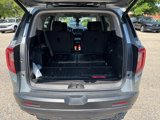 Used 2023 GMC Acadia SLE w/ Driver Convenience Package image 6