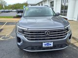 New 2025 Volkswagen Atlas SE image 2