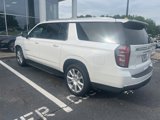 Used 2024 Chevrolet Suburban High Country image 3