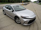 Used 2025 Toyota Camry LE image 2