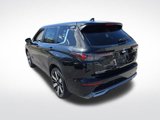 New 2025 Mitsubishi Outlander SE image 3