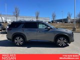 New 2025 Nissan Pathfinder Platinum image 2