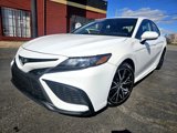 Used 2022 Toyota Camry SE image 2