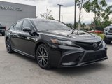 Used 2024 Toyota Camry SE image 3