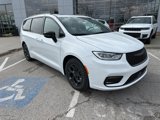 New 2025 Chrysler Pacifica Premium image 2