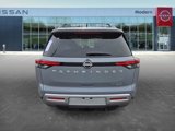 New 2025 Nissan Pathfinder Platinum image 6