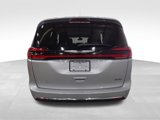 Used 2024 Chrysler Pacifica Touring-L image 4