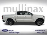 Used 2024 Chevrolet Colorado LT w/ LT Convenience Package II image 2