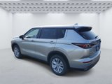New 2025 Mitsubishi Outlander ES image 3