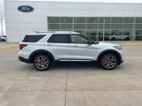 New 2025 Ford Explorer Platinum w/ Ultimate Package image 2