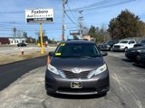 Used 2017 Toyota Sienna LE image 2