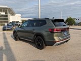 New 2025 Volkswagen Atlas Peak Edition SE image 5