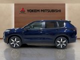 New 2025 Mitsubishi Outlander SE image 2