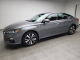 Used 2019 Nissan Altima 2.5 SV image 2